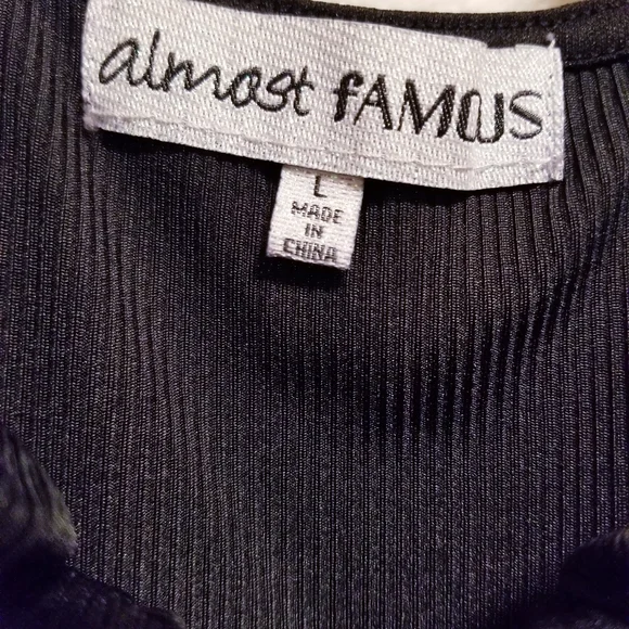 Black Dress (Large) - Picture 5 of 6